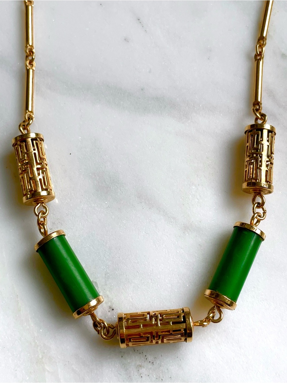 Sarah Coventry Gold-Tone Necklace with Green Cylinder Beads - Picture 3 of 4